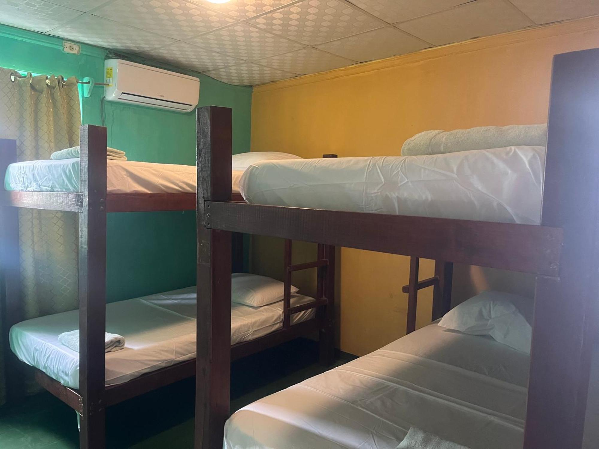 Hostal Cay Bastimentos Zewnętrze zdjęcie
