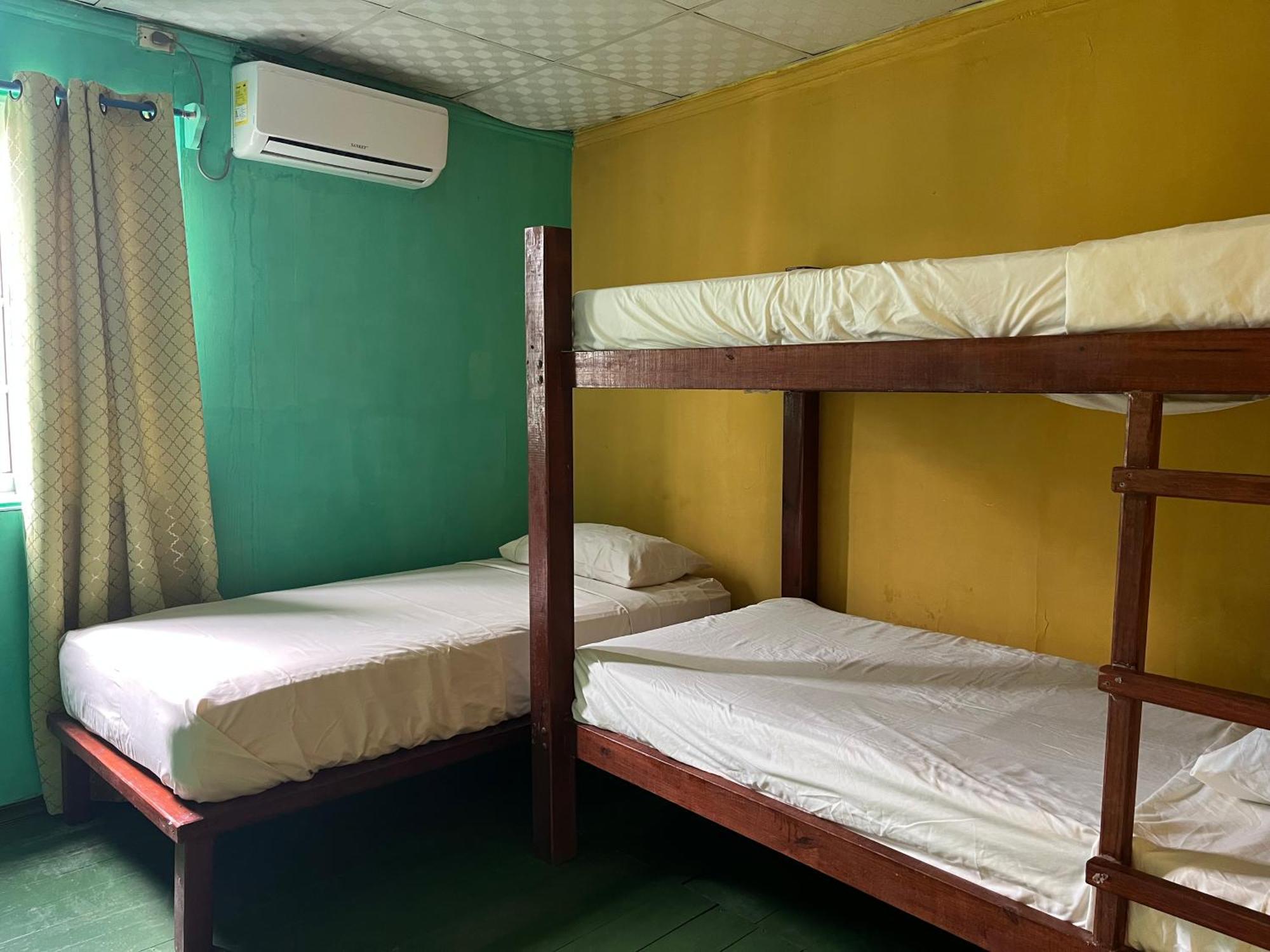 Hostal Cay Bastimentos Zewnętrze zdjęcie