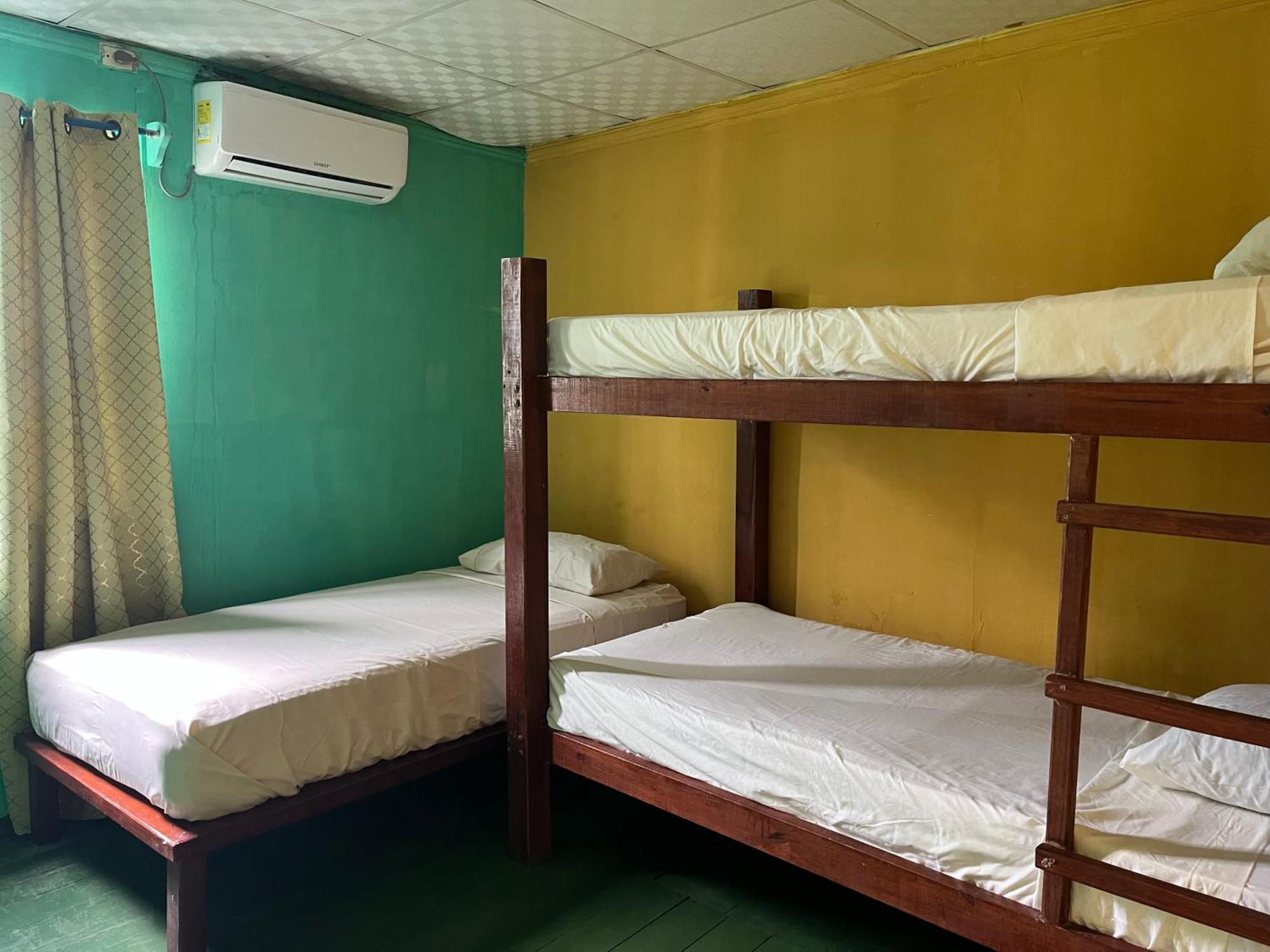 Hostal Cay Bastimentos Zewnętrze zdjęcie