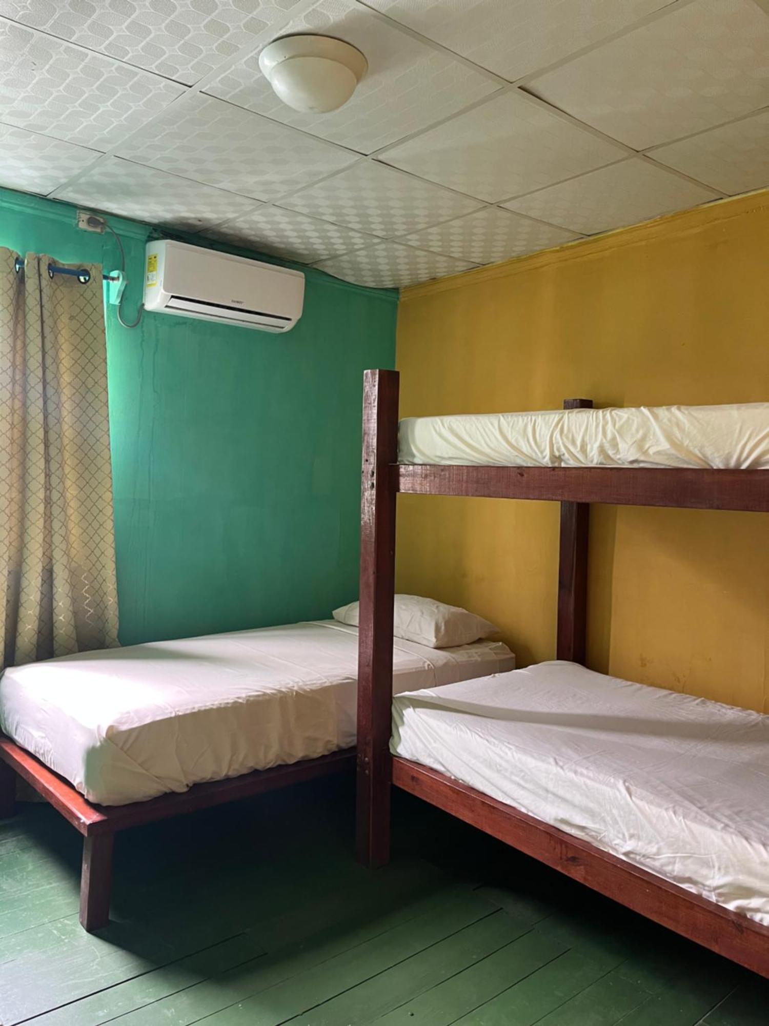 Hostal Cay Bastimentos Zewnętrze zdjęcie
