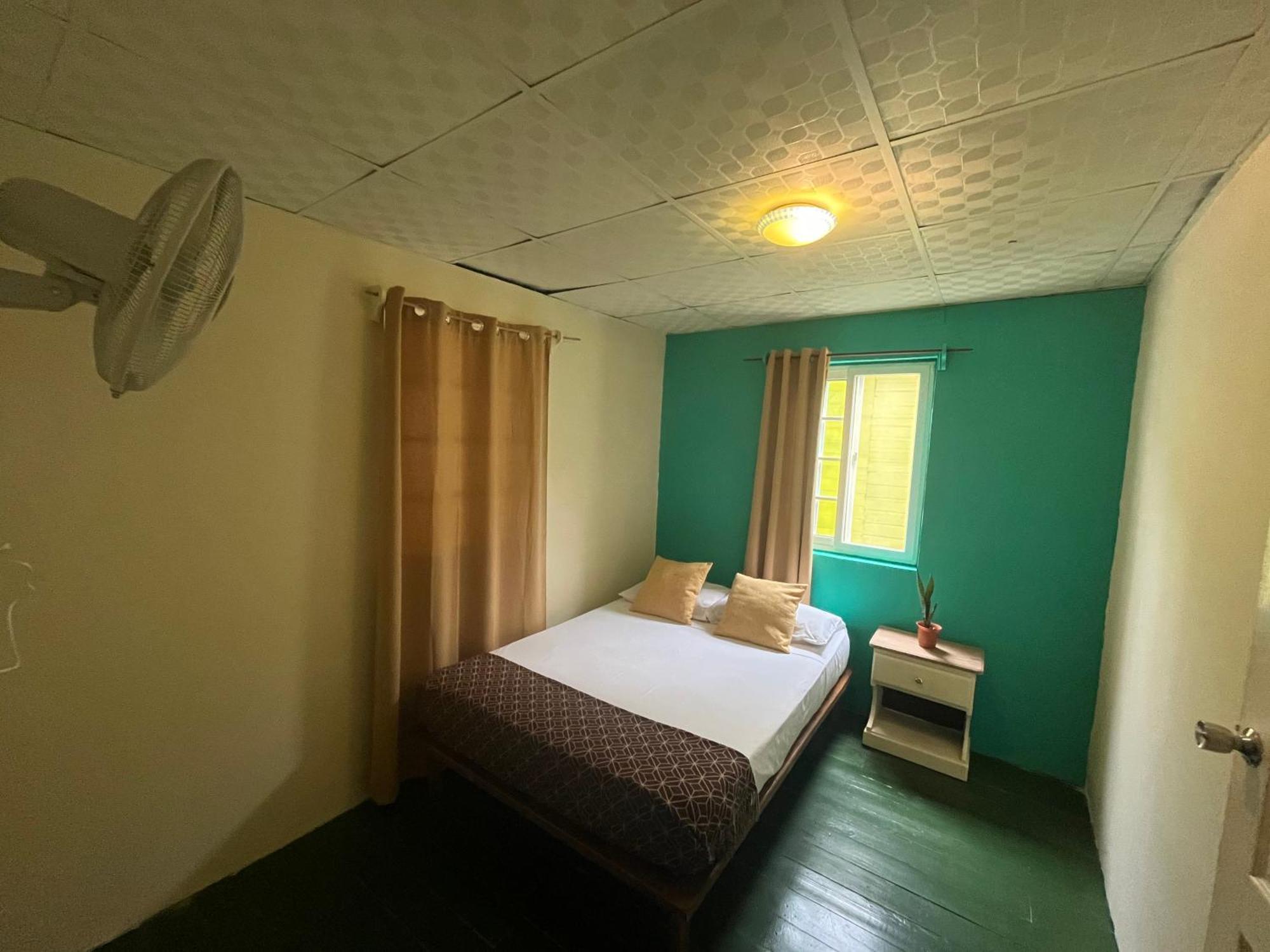 Hostal Cay Bastimentos Zewnętrze zdjęcie