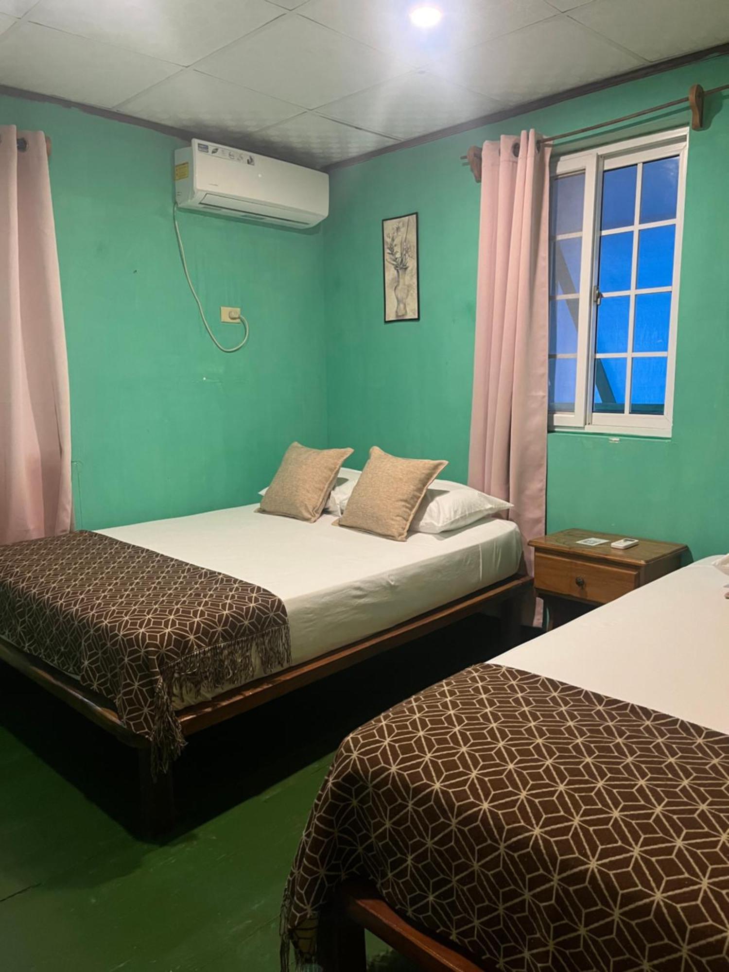 Hostal Cay Bastimentos Zewnętrze zdjęcie